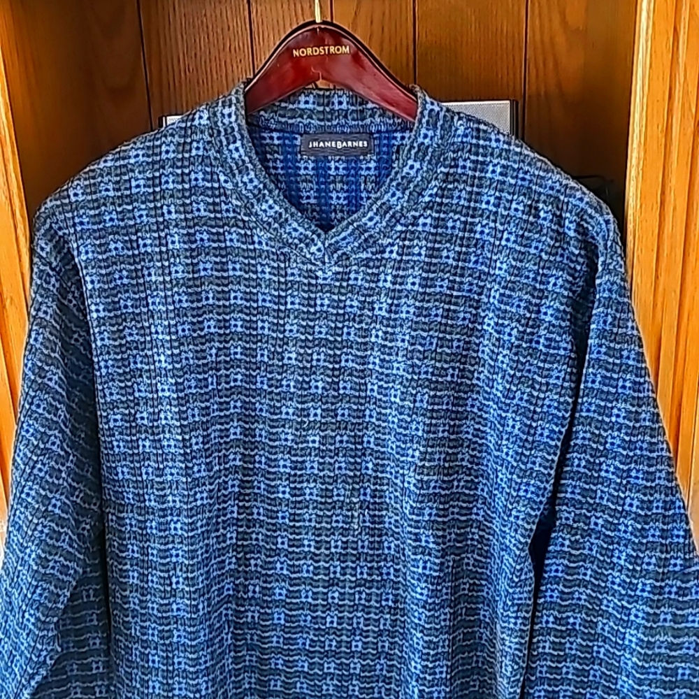Jhane Barnes V neck sweater in Blue and olive tones size Medium